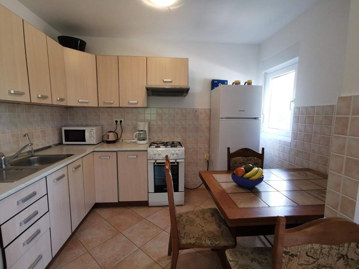 Apartment Dundo in quiet green area Medulin Buitenkant foto