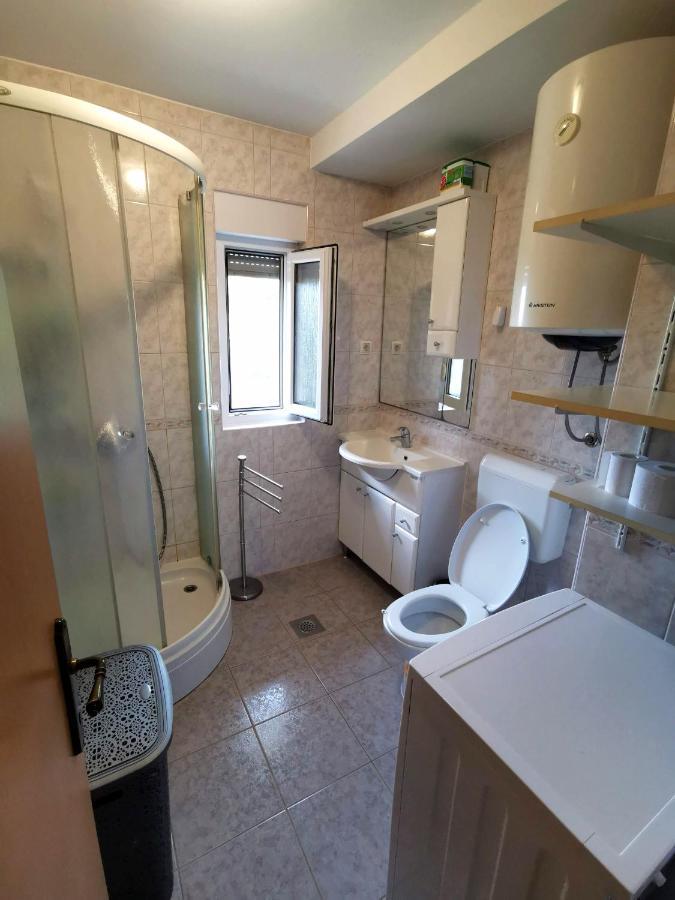 Apartment Dundo in quiet green area Medulin Buitenkant foto