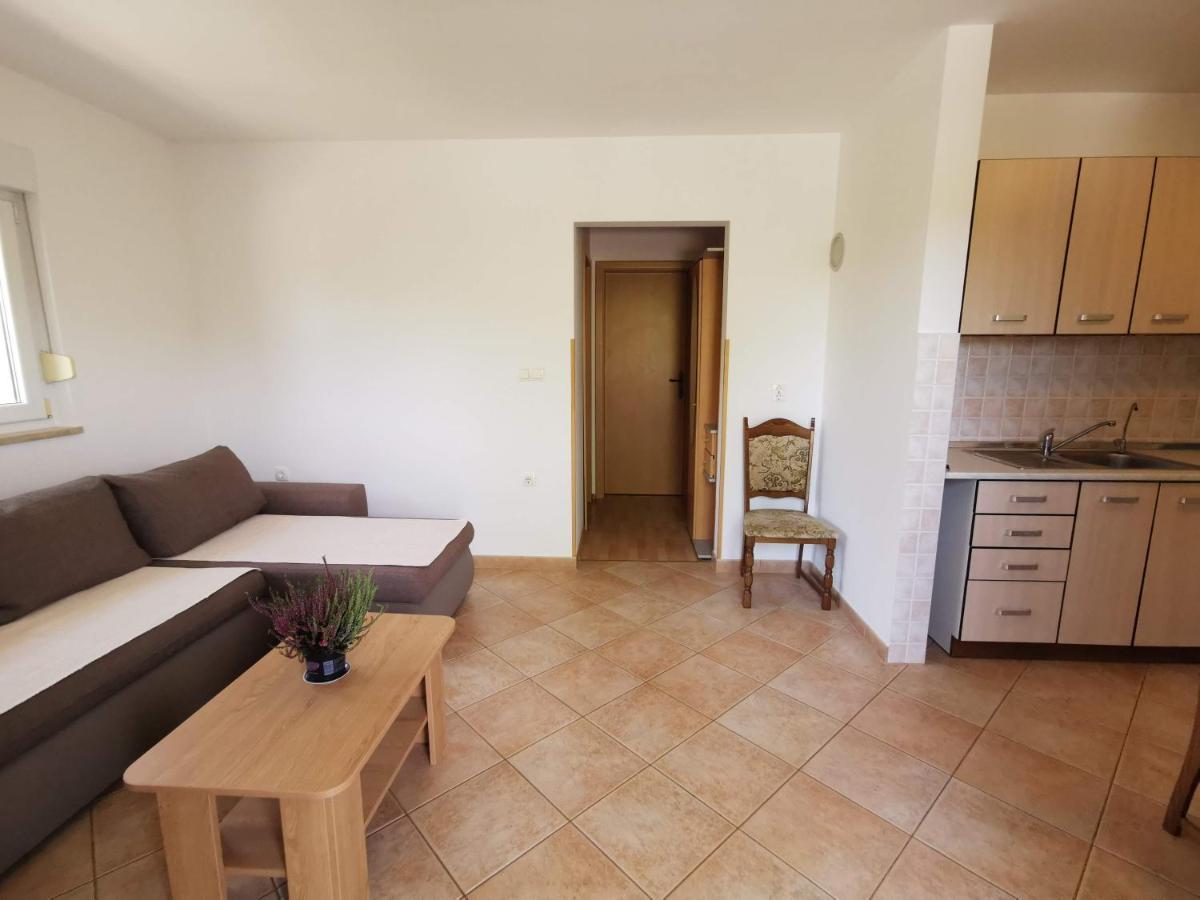 Apartment Dundo in quiet green area Medulin Buitenkant foto