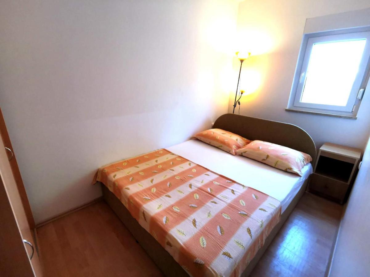 Apartment Dundo in quiet green area Medulin Buitenkant foto